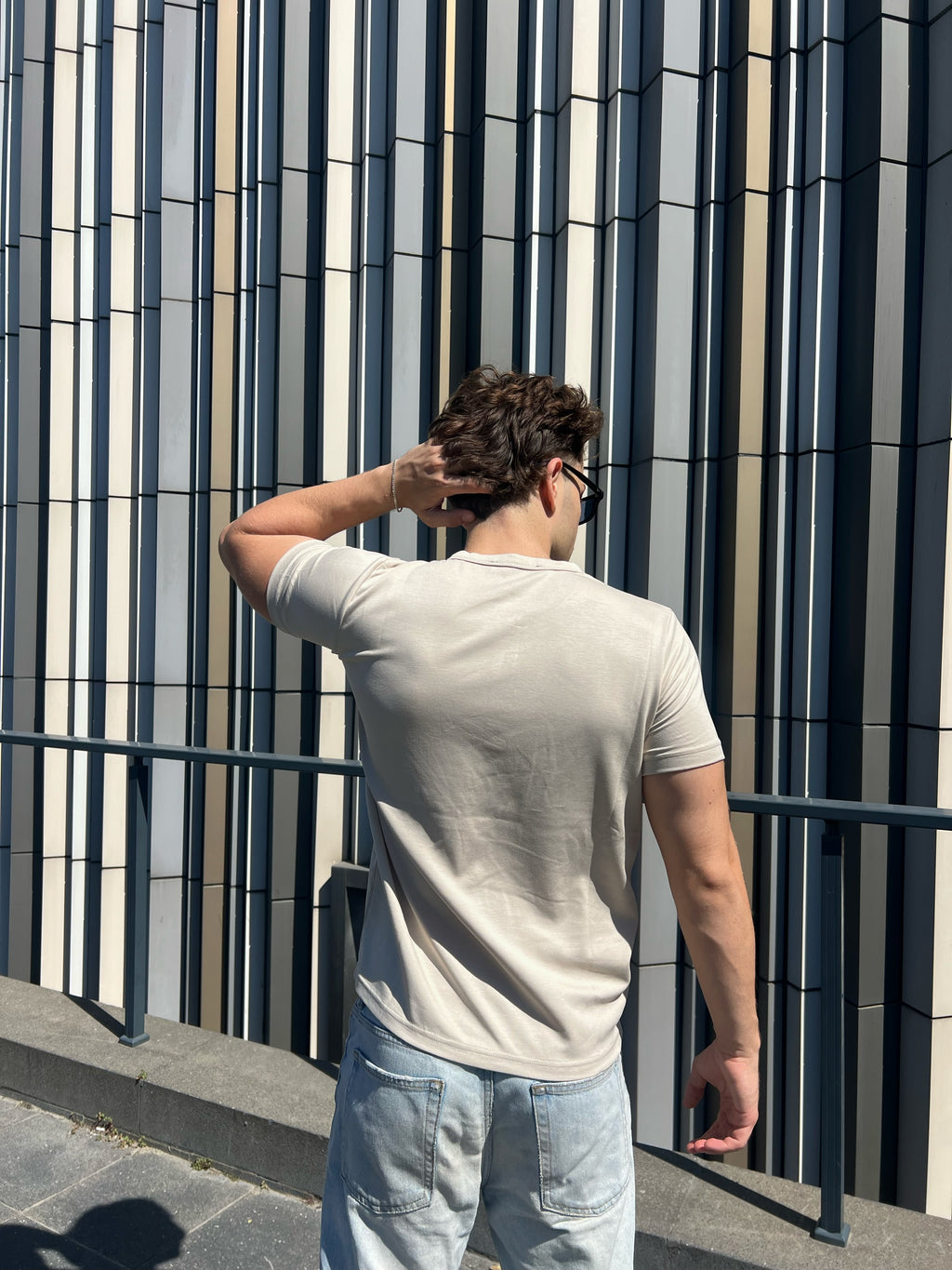 Bej Henley Yaka Tshirt